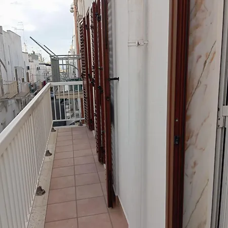 L'angolo Dell' Ottocento * Ostuni